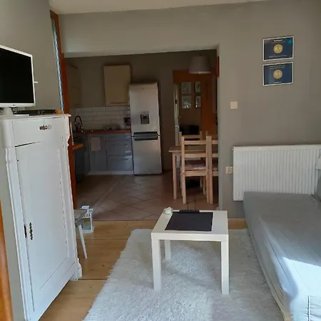 Marlove Apartament *