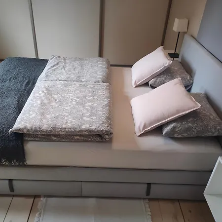 Apartament Marlove *